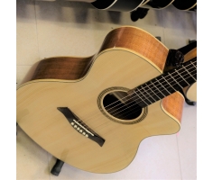 Đàn Guitar Sollee AC220
