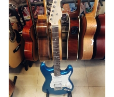 Đàn guitar điện xanh
